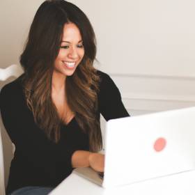 Profile picture of Sophia Maxwell